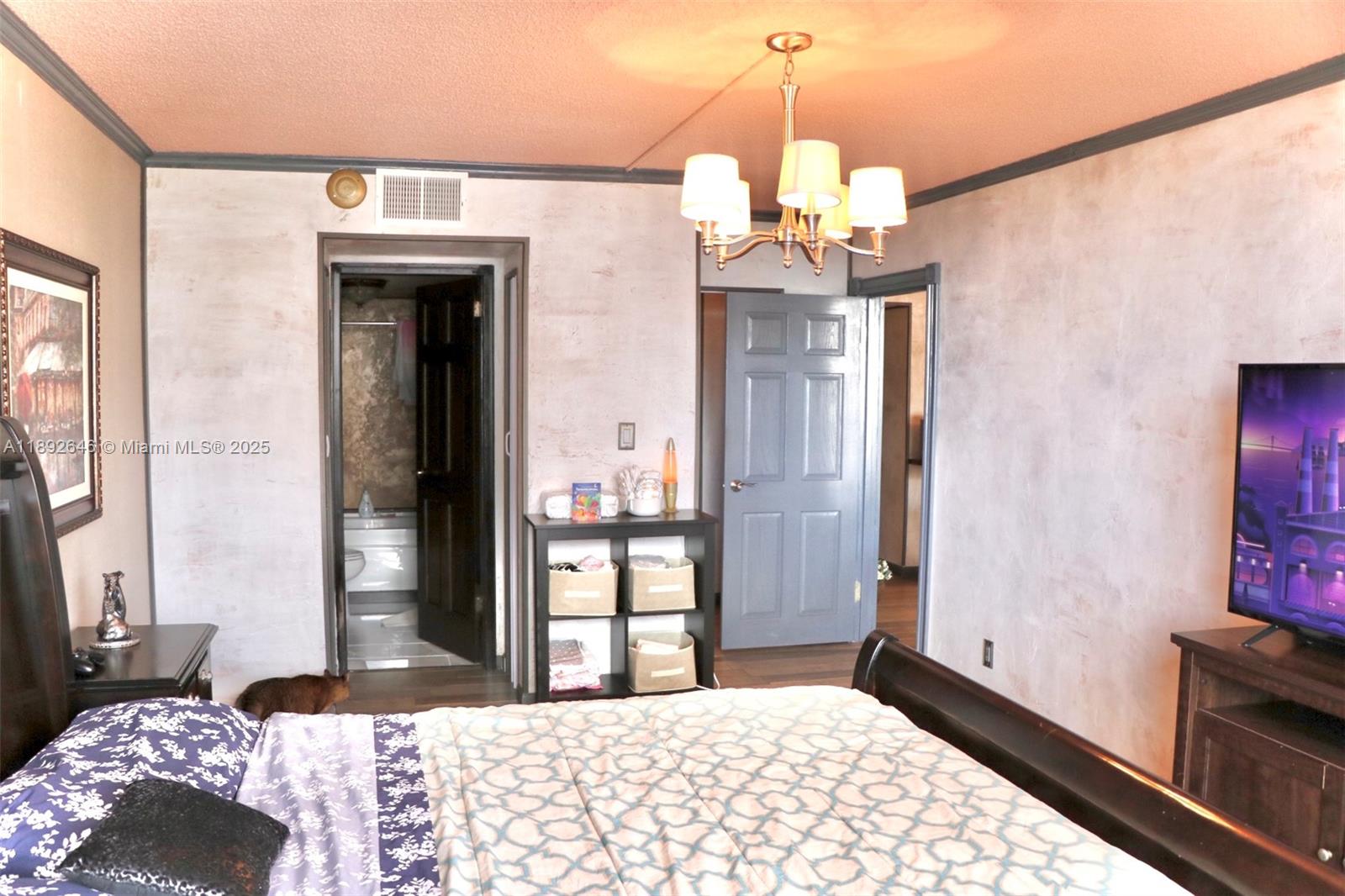 OLYMPUS CONDO PHASE - Residential Lease