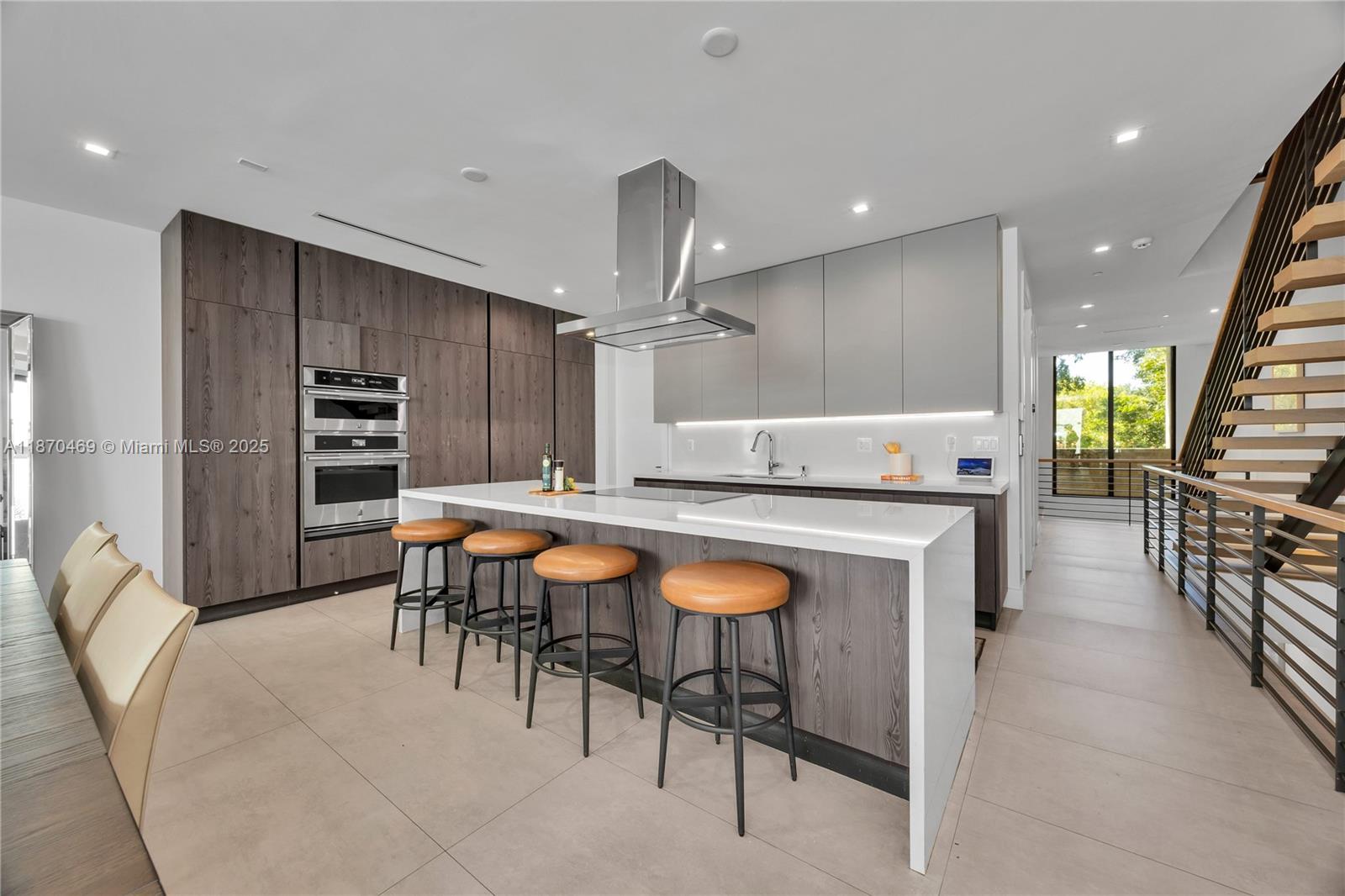 CORAL GABLES BILTMORE SEC - Residential