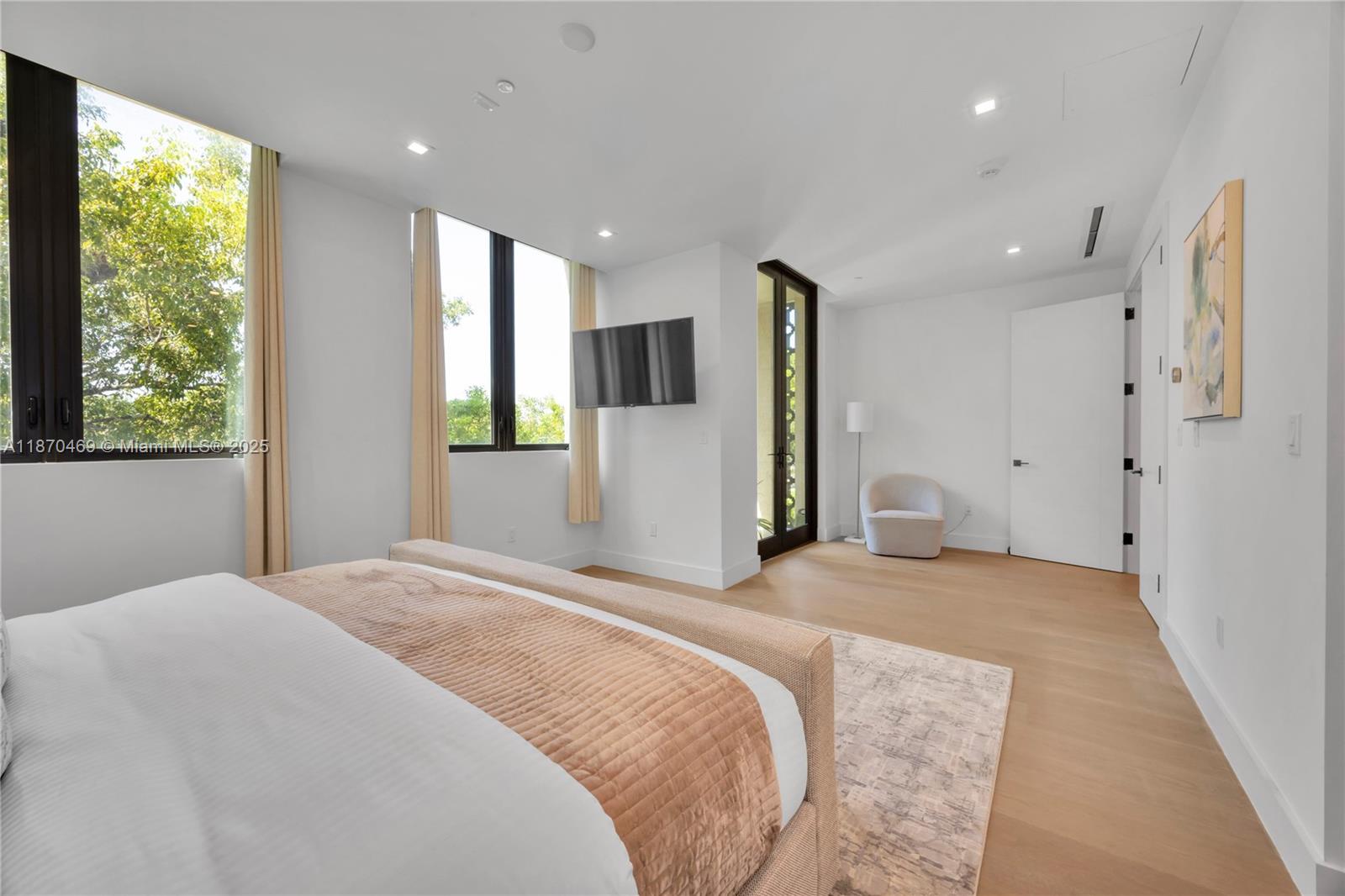 CORAL GABLES BILTMORE SEC - Residential