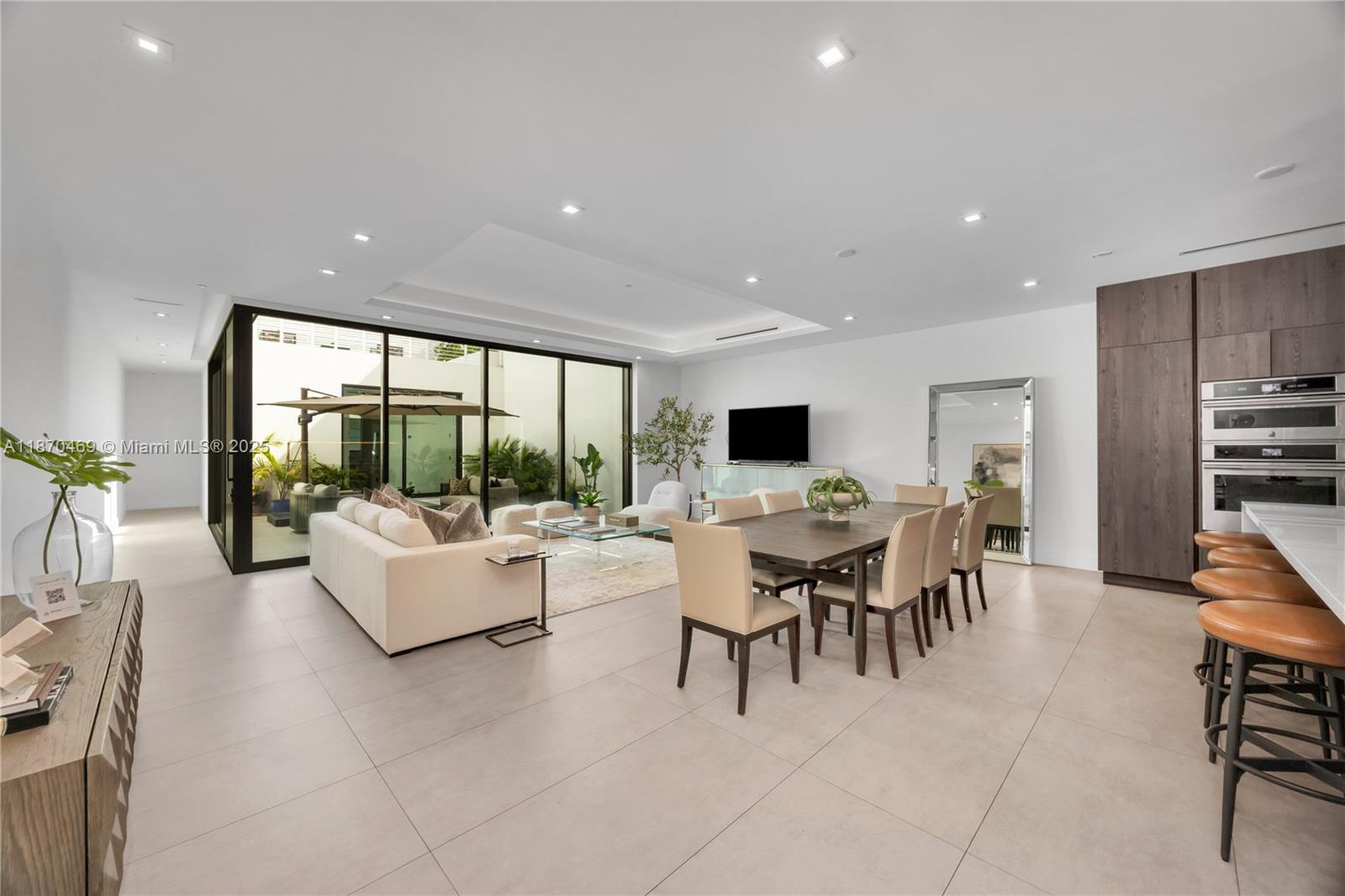 CORAL GABLES BILTMORE SEC - Residential