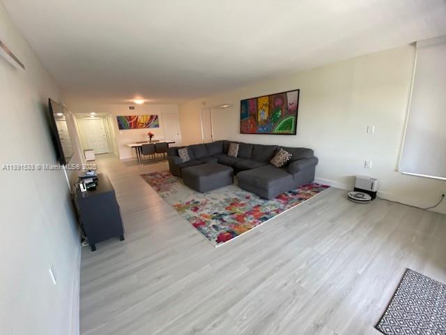 NO 92 PALM-AIRE COUNTRY C - Residential Lease