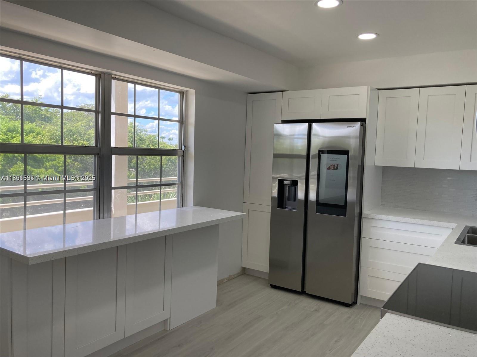 NO 92 PALM-AIRE COUNTRY C - Residential Lease