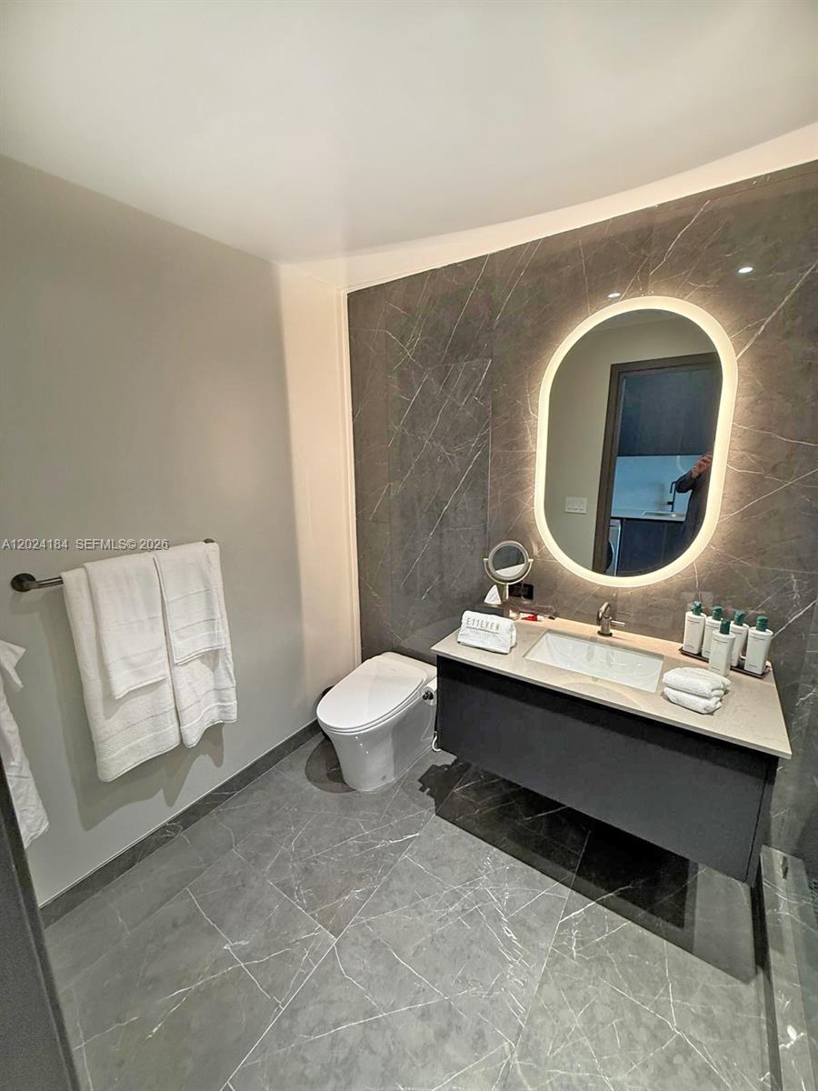 ELEVEN HOTEL AND RESIDENCE - Residential