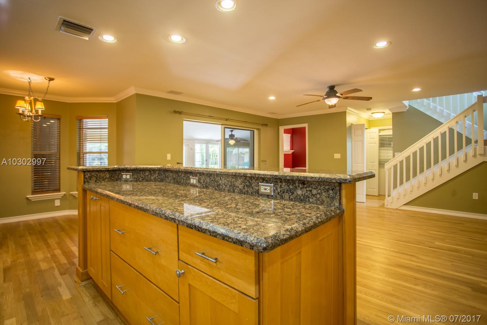 GROVE COMML CTR AT DAVIE - Residential