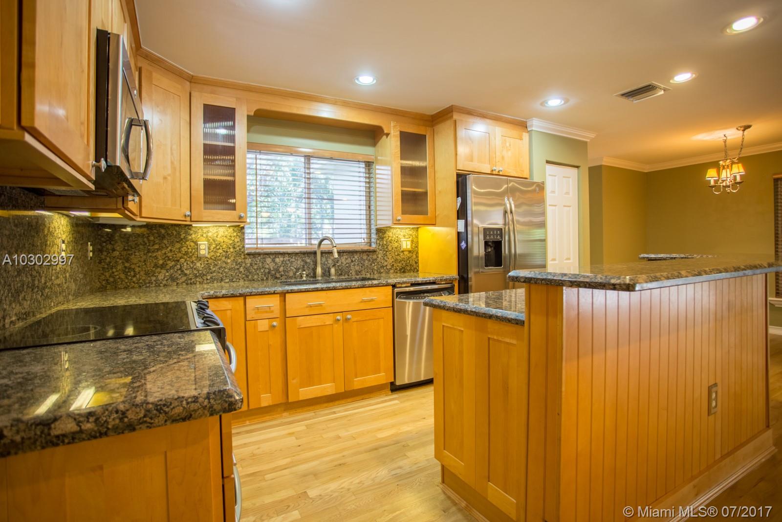 GROVE COMML CTR AT DAVIE - Residential