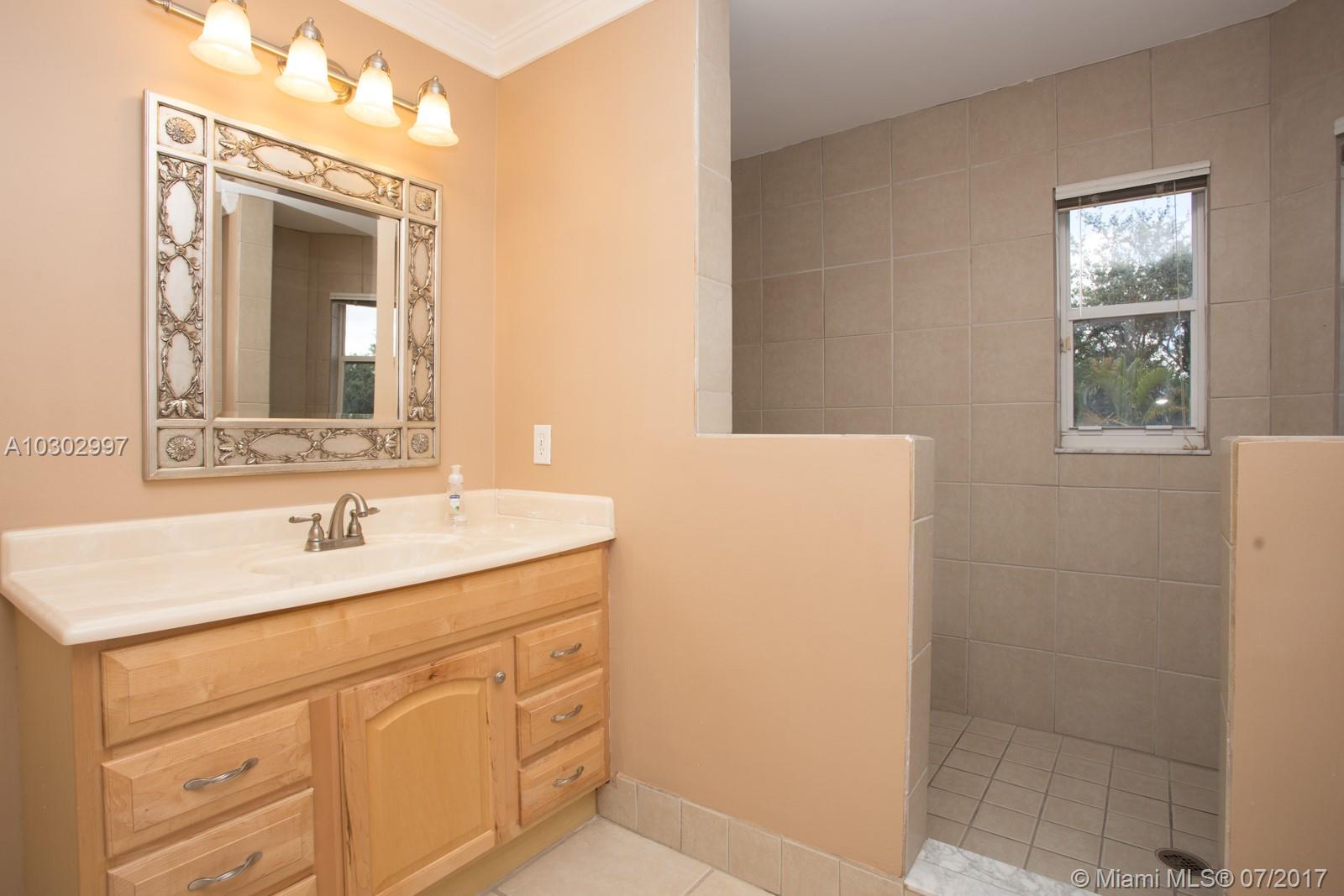 GROVE COMML CTR AT DAVIE - Residential