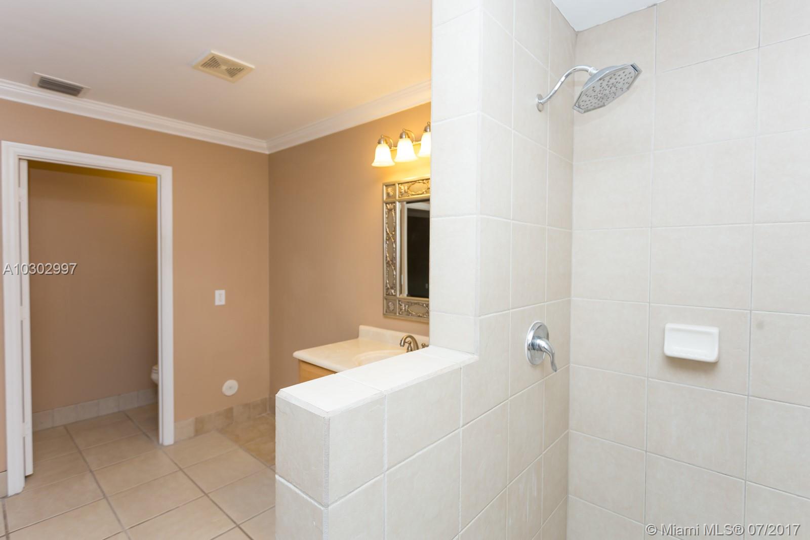 GROVE COMML CTR AT DAVIE - Residential