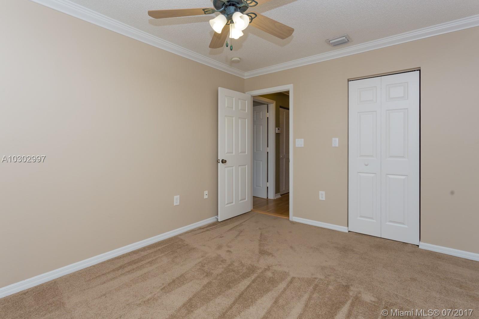 GROVE COMML CTR AT DAVIE - Residential