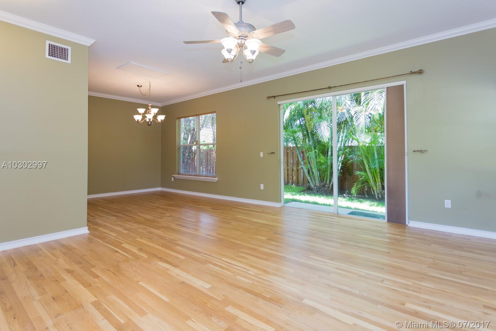 GROVE COMML CTR AT DAVIE - Residential