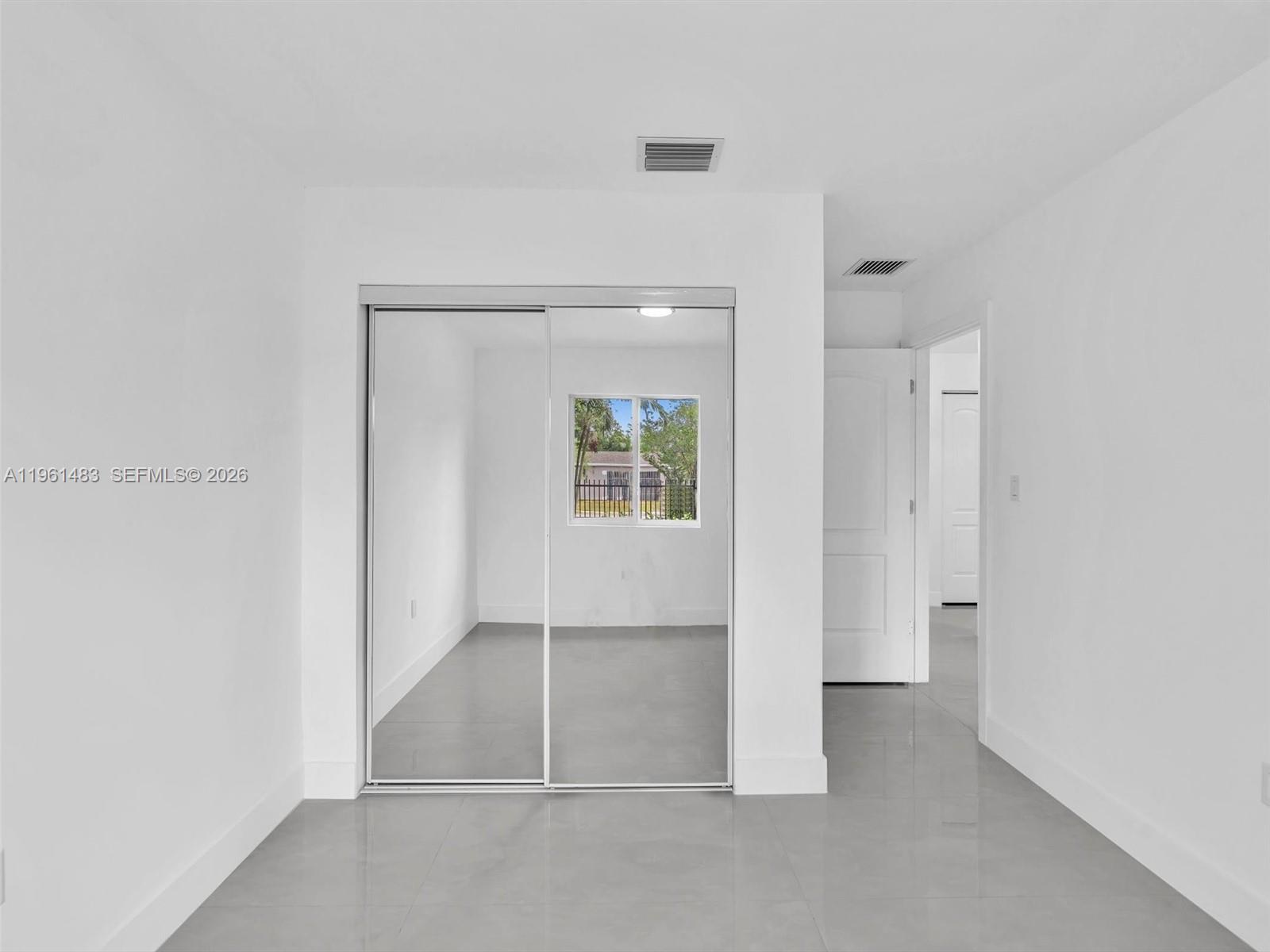 IRONS MANOR HIGH PINE ADD - Residential