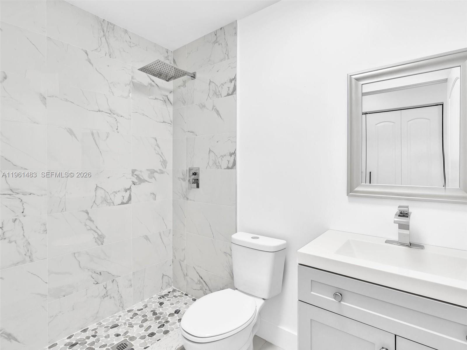 IRONS MANOR HIGH PINE ADD - Residential