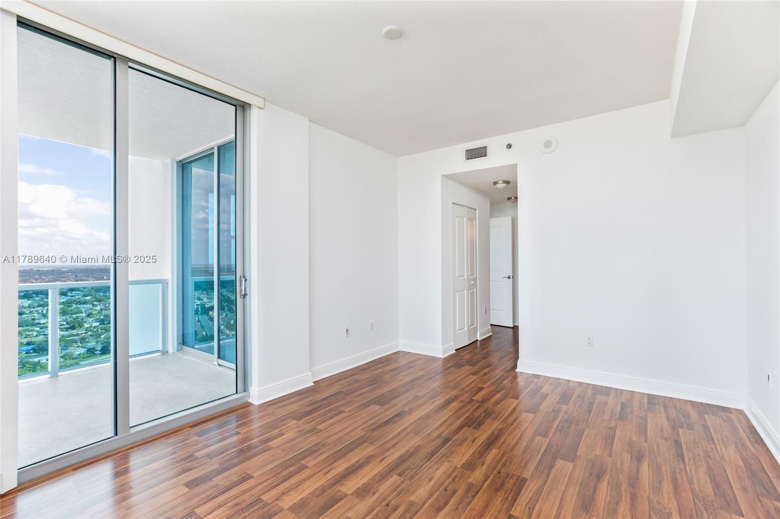 TAO SAWGRASS CONDOMINIUM - Residential