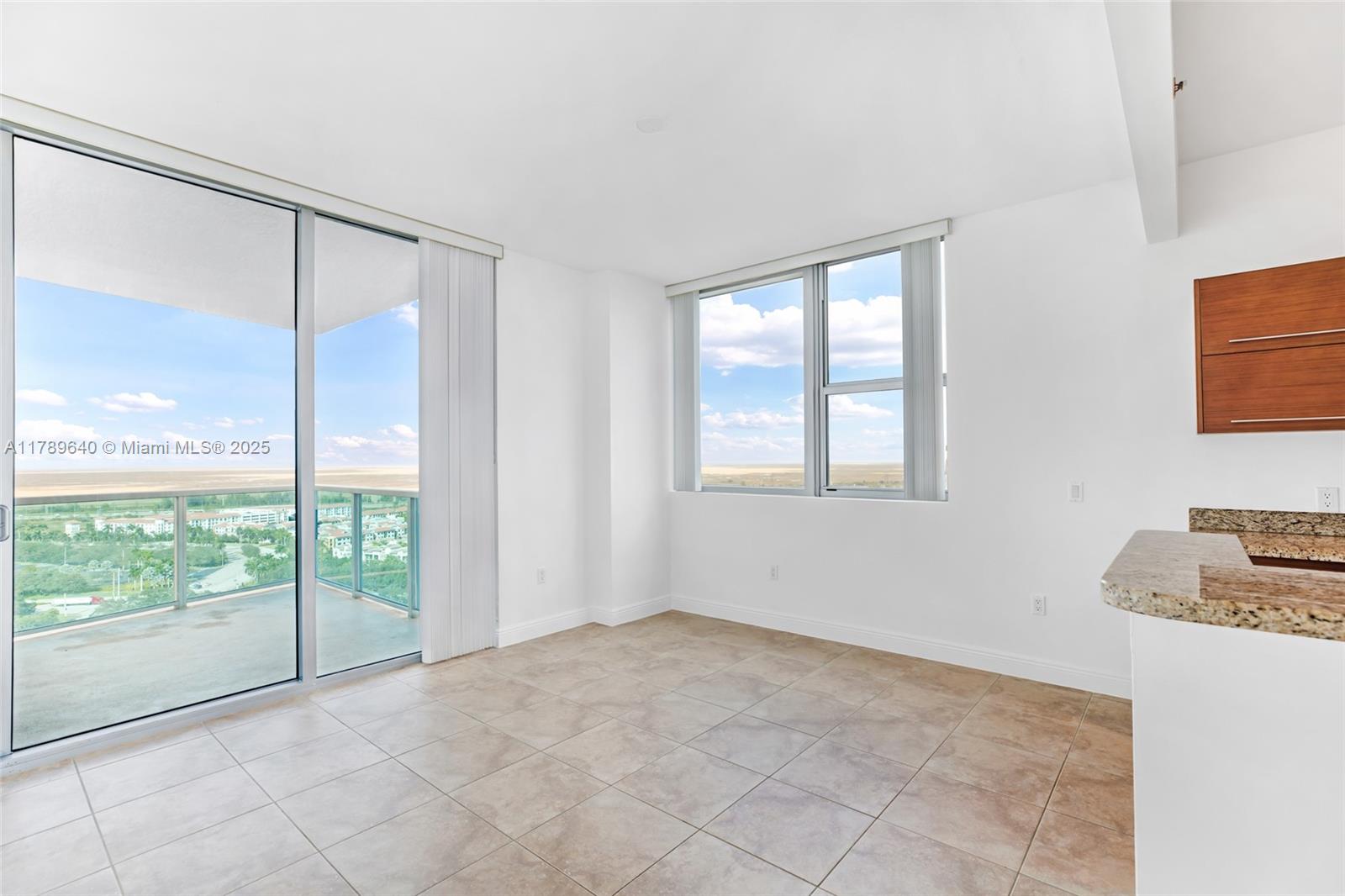 2641 N Flamingo Rd 2608N