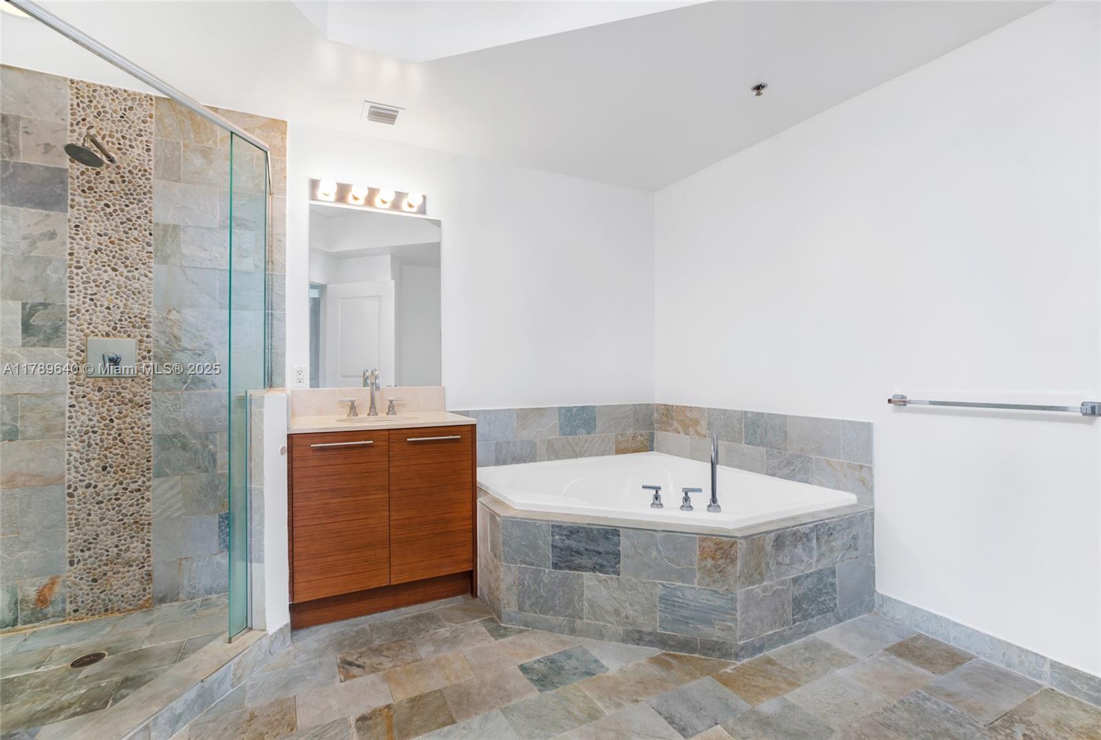 TAO SAWGRASS CONDOMINIUM - Residential