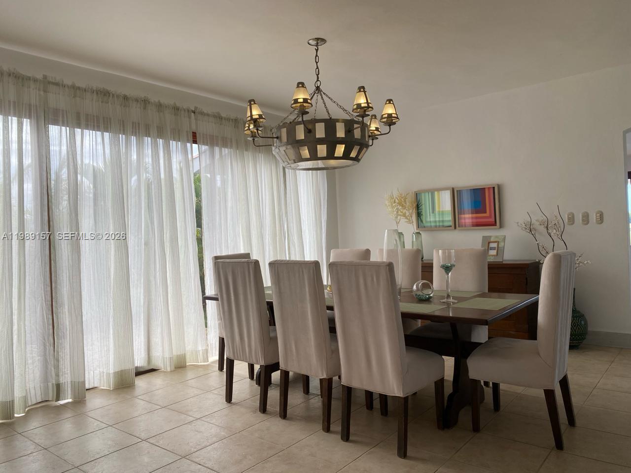 La Cañada Townhomes - Residential