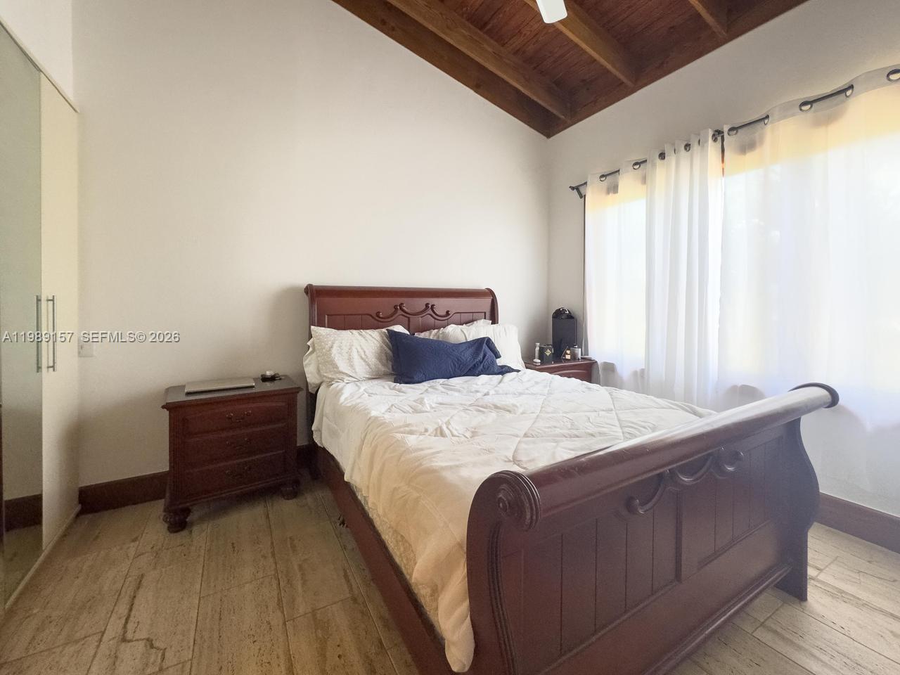 La Cañada Townhomes - Residential