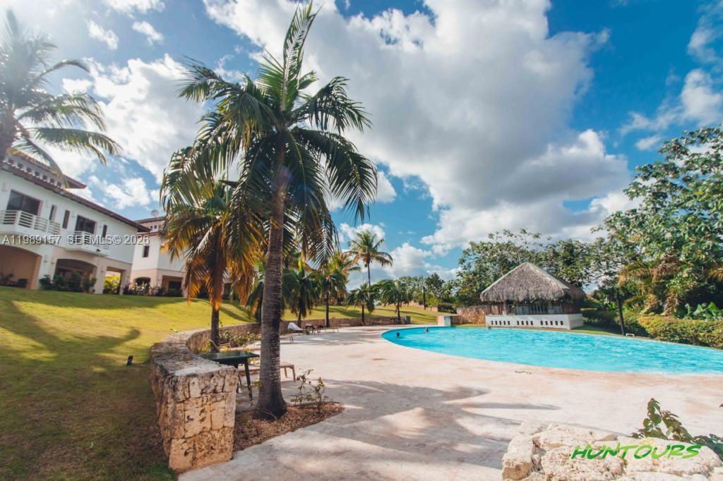 La Cañada Townhomes - Residential