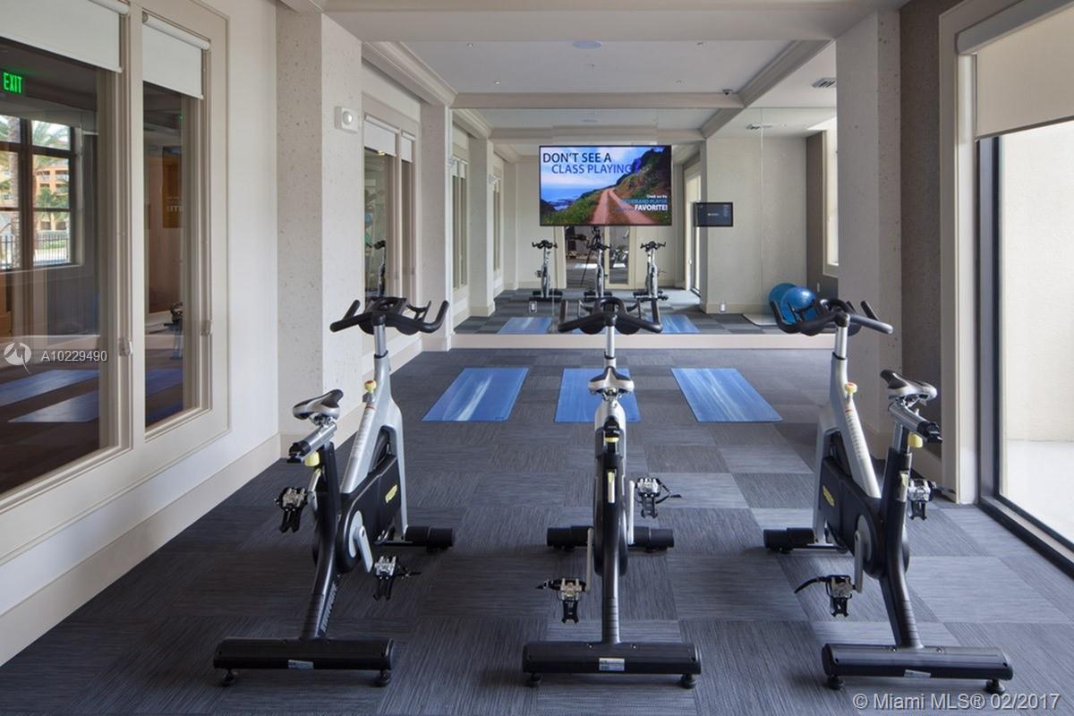 WINDSOR AT DORAL - Residential Lease