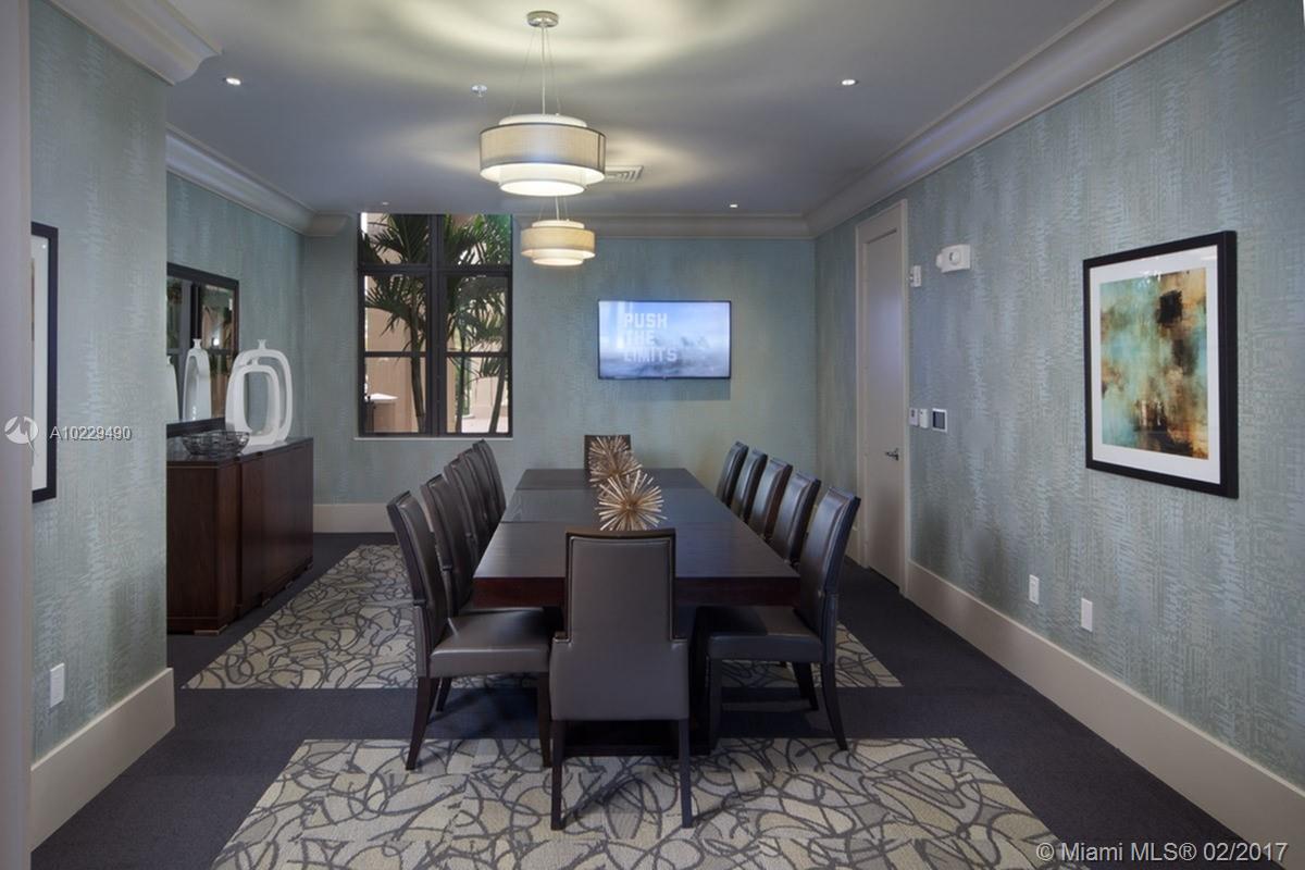 WINDSOR AT DORAL - Residential Lease