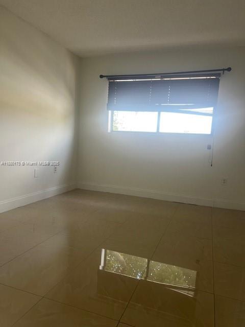 7427 SW 152nd Ave 12-205