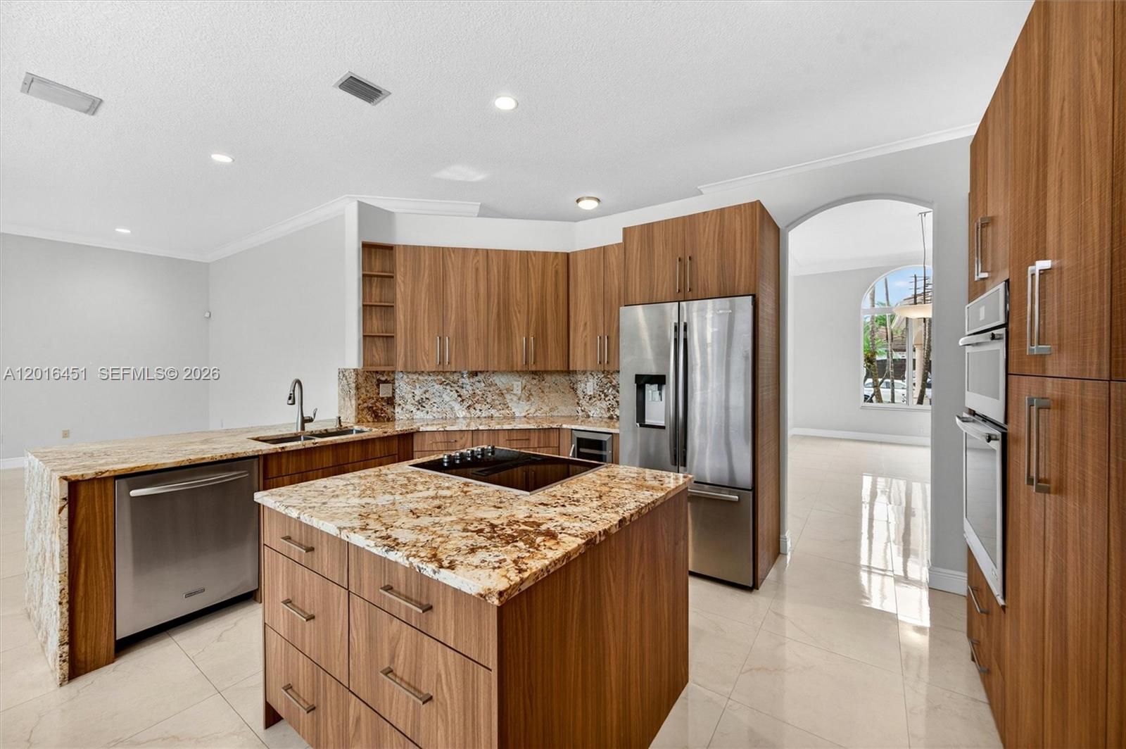 OAK RIDGE FALLS - Residential