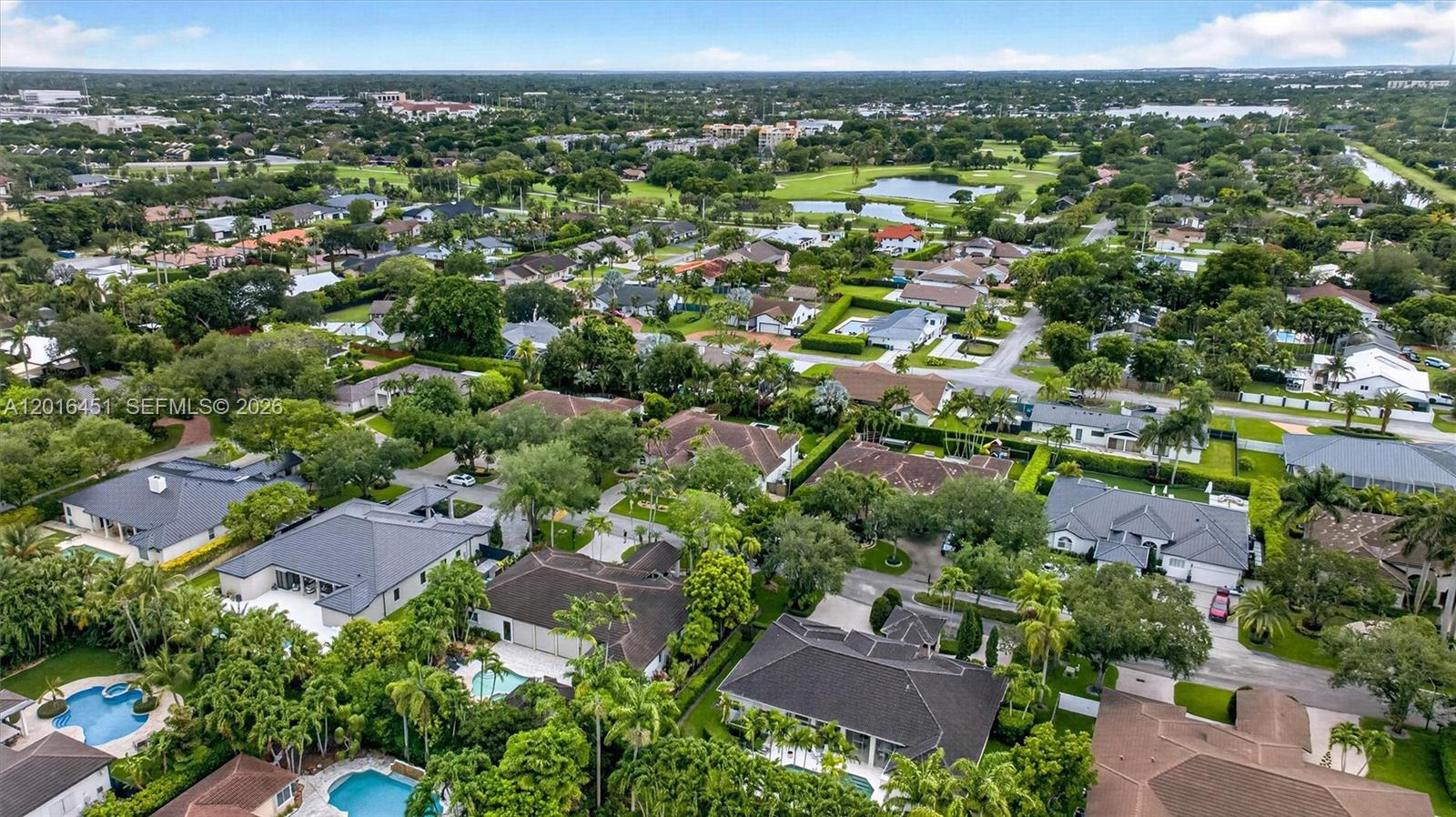 OAK RIDGE FALLS - Residential