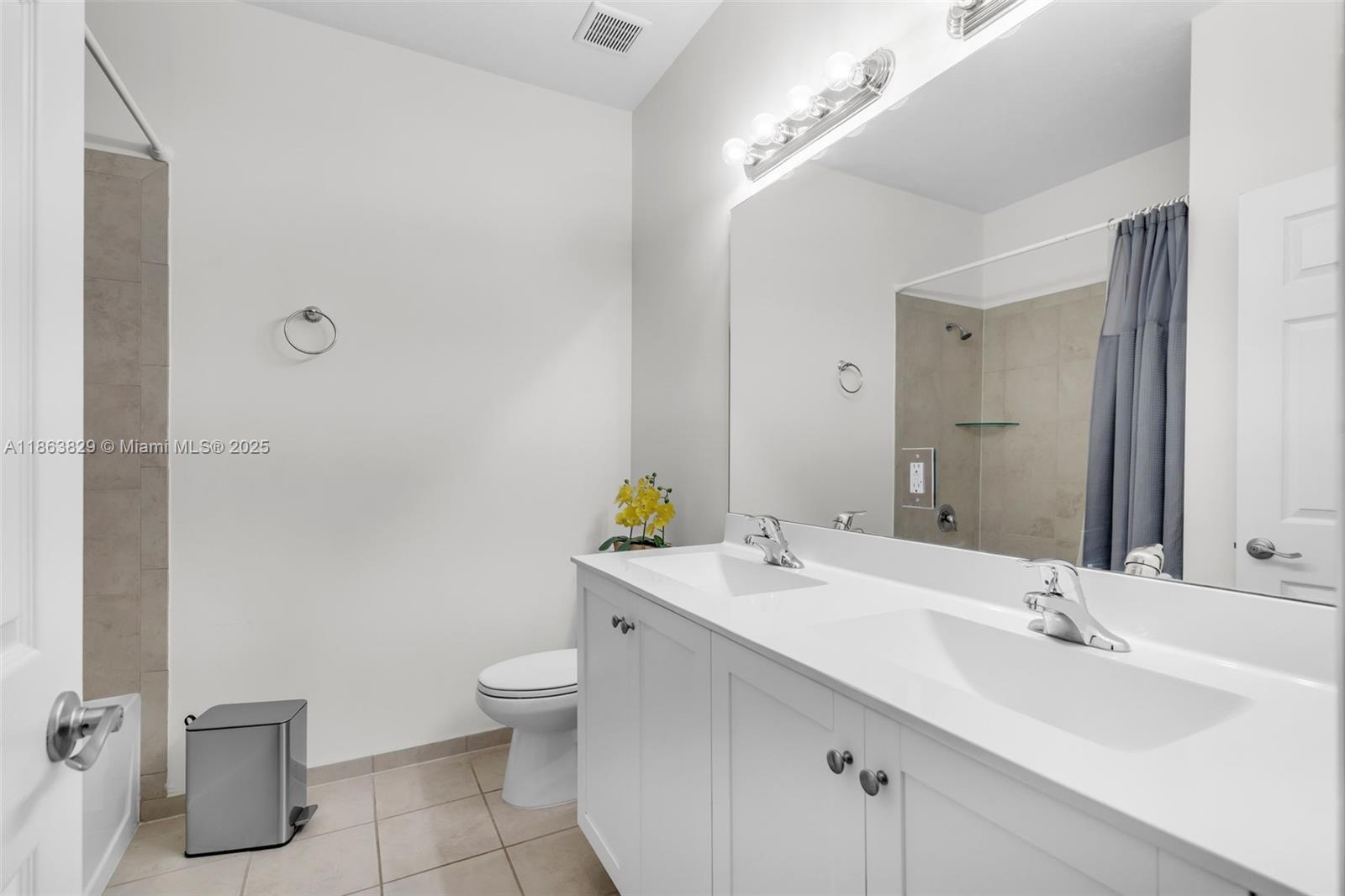 AQUABELLA SECTION ONE - Residential