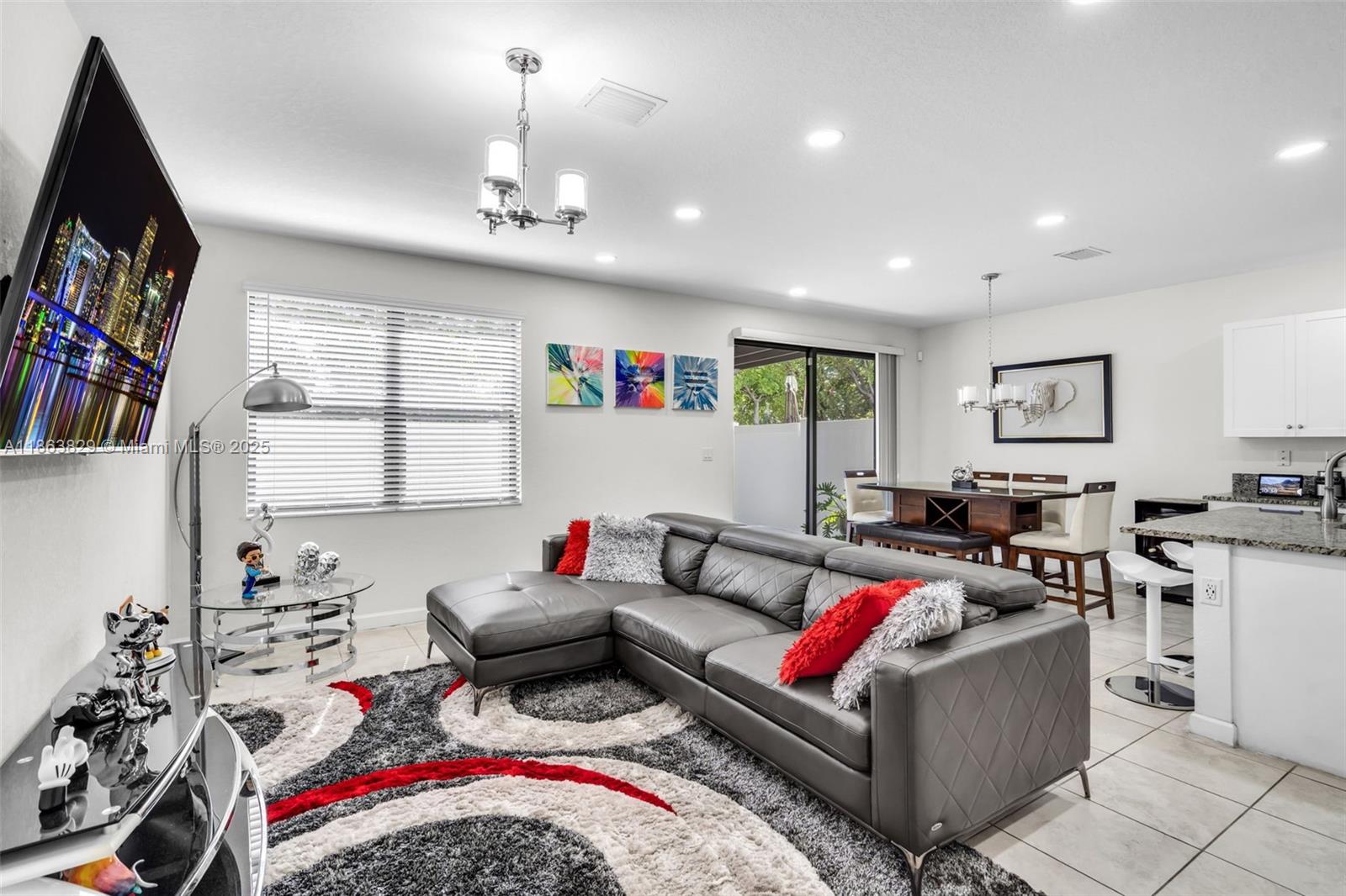 AQUABELLA SECTION ONE - Residential