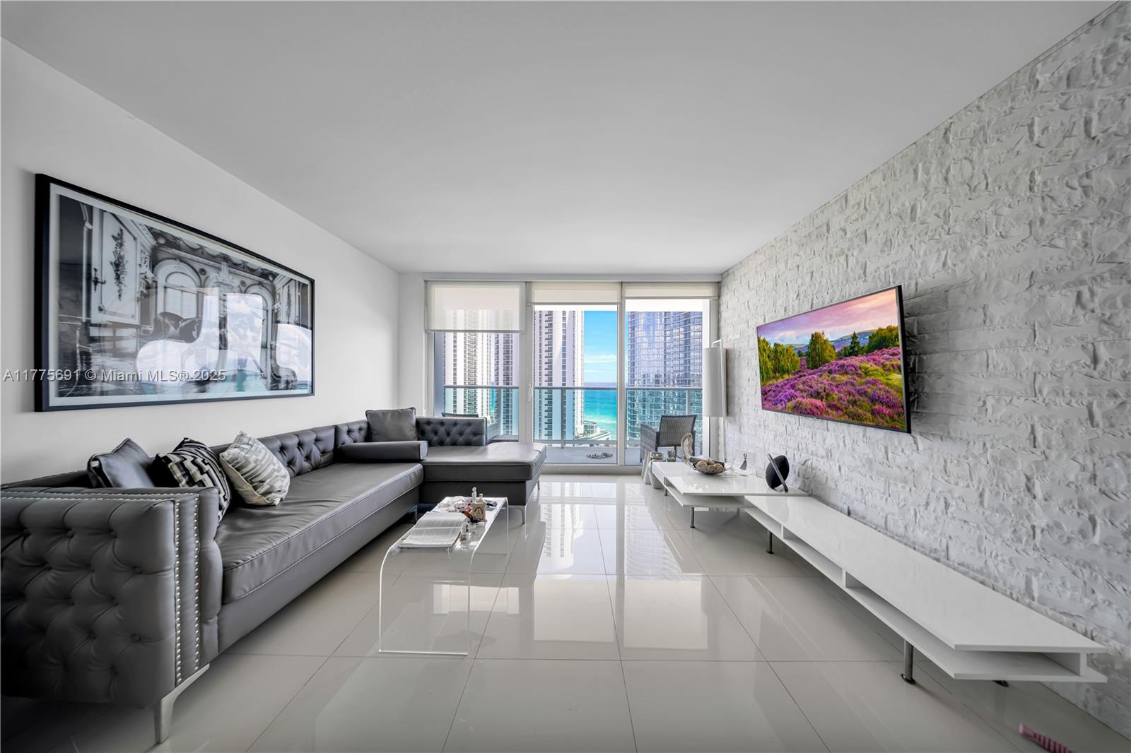 Rental Property at 100 Bayview Dr 2014, Sunny Isles Beach, Miami-Dade County, Florida - Bedrooms: 2 
Bathrooms: 2  - $3,500 MO.