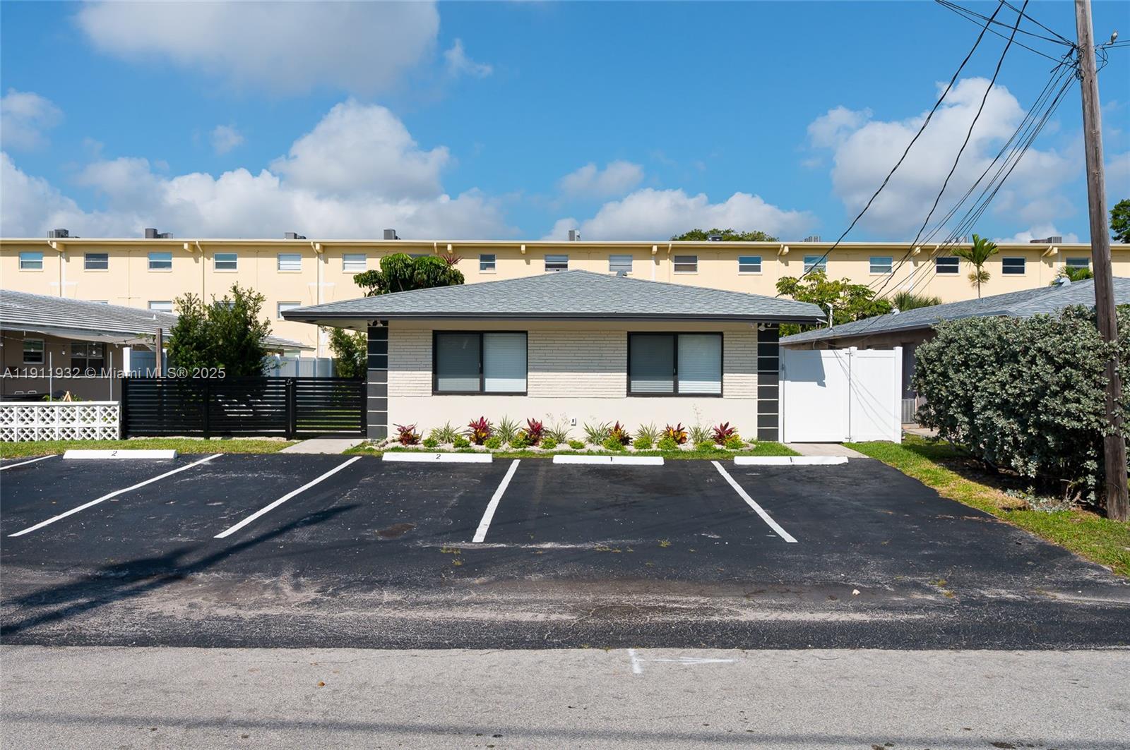 OCEAN DRIVE ESTATES - Residential Income