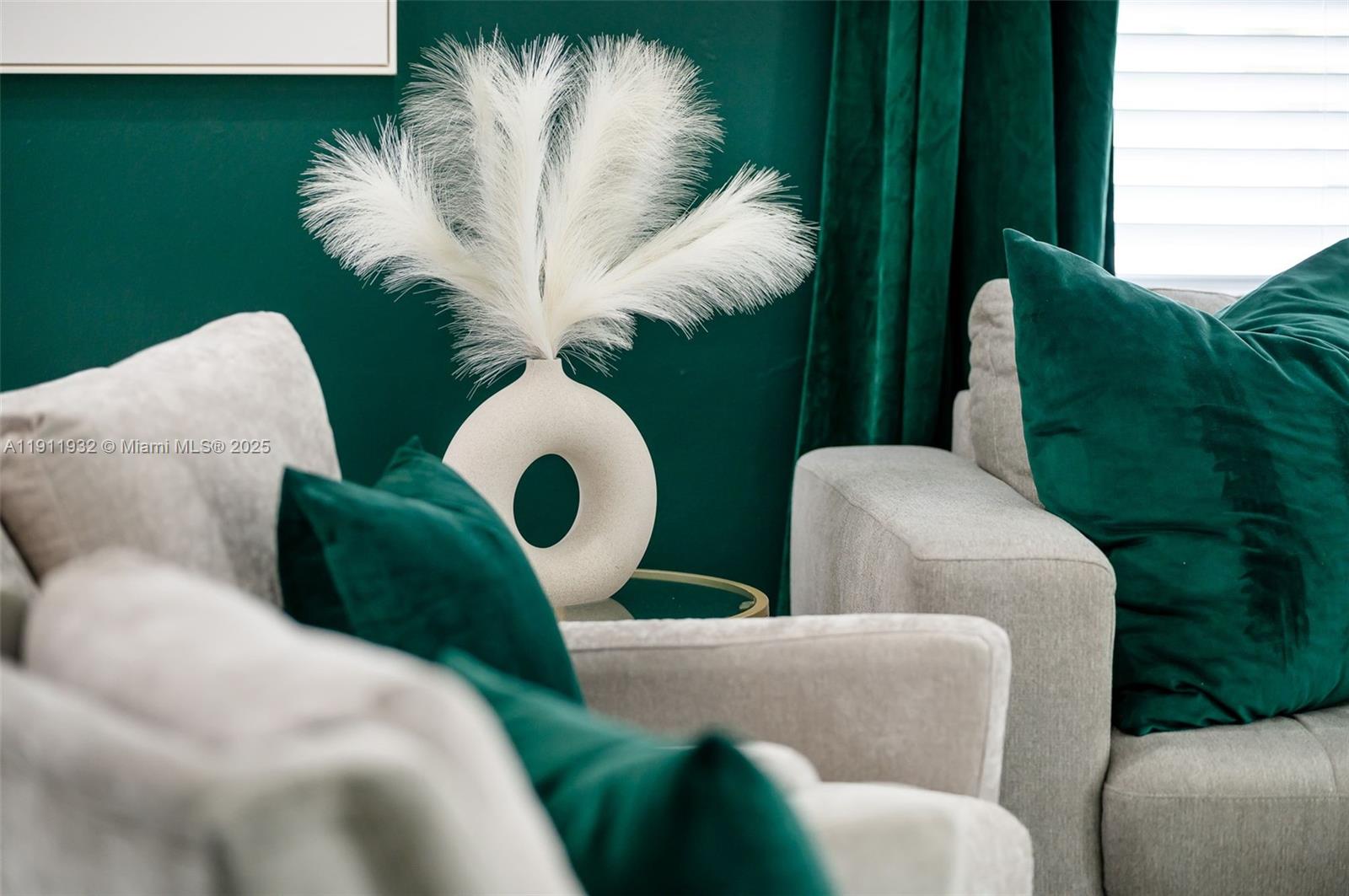 OCEAN DRIVE ESTATES - Residential Income