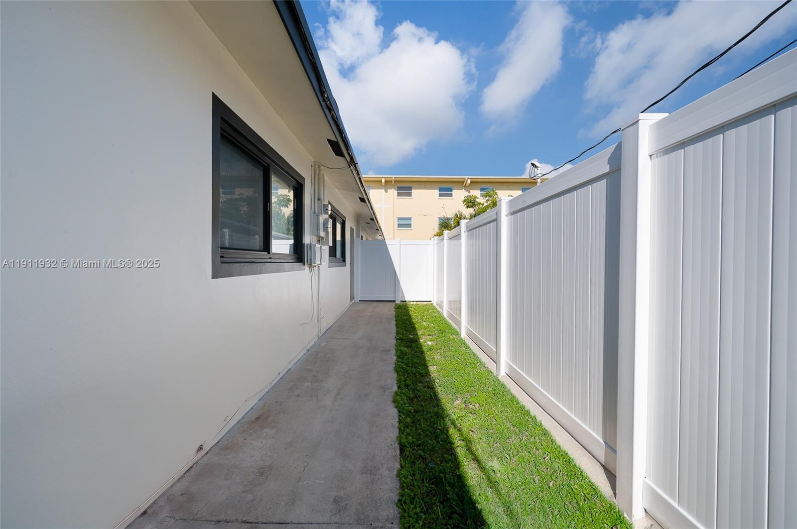 OCEAN DRIVE ESTATES - Residential Income