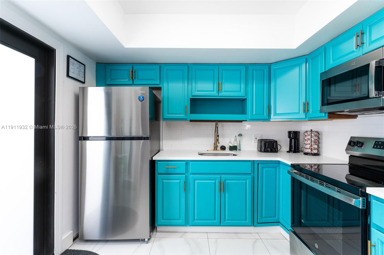 OCEAN DRIVE ESTATES - Residential Income