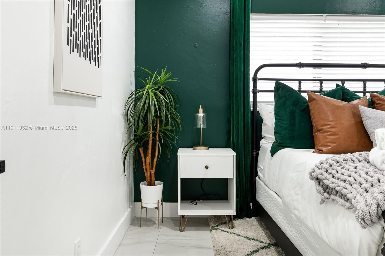 OCEAN DRIVE ESTATES - Residential Income