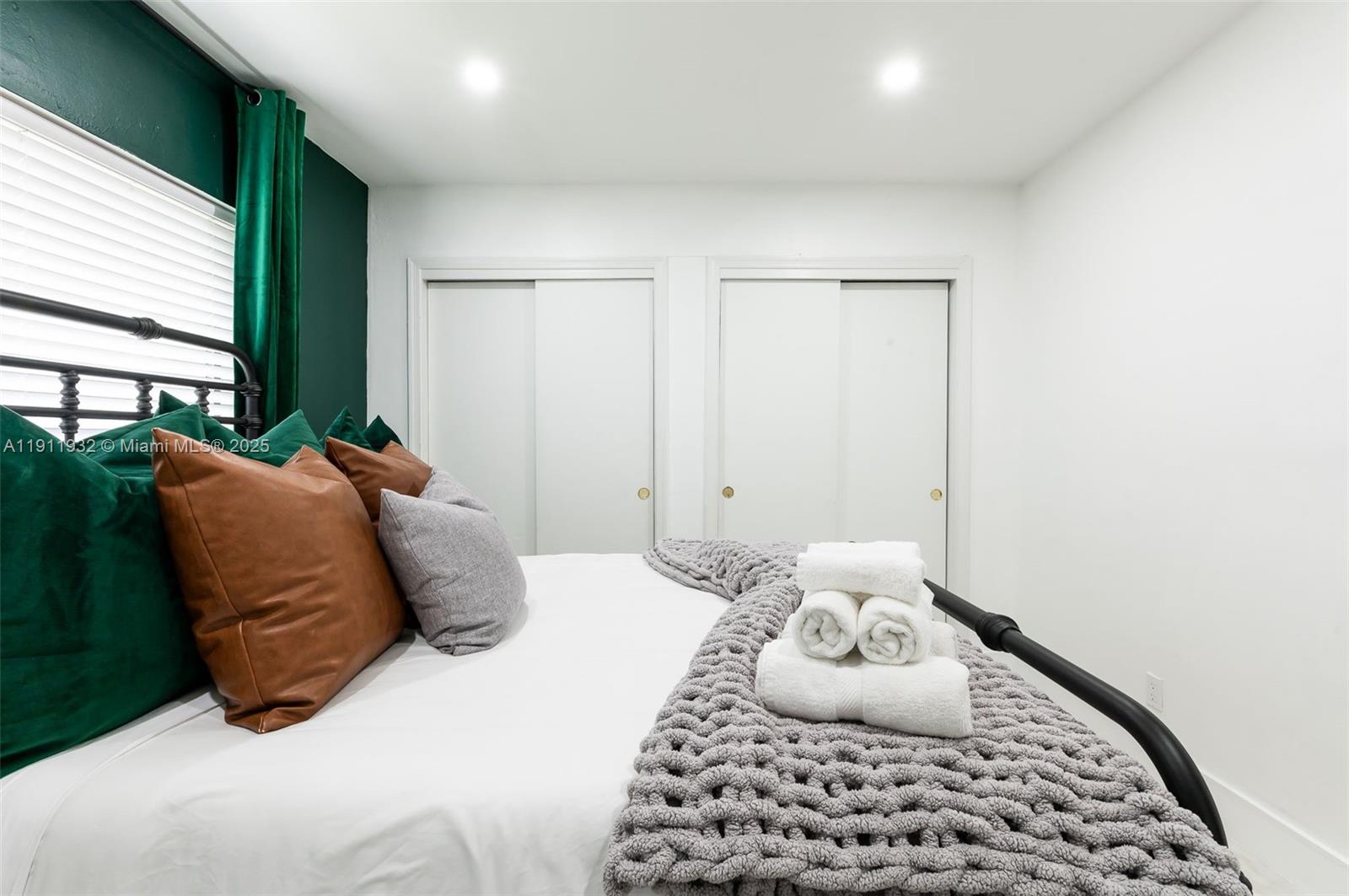 OCEAN DRIVE ESTATES - Residential Income