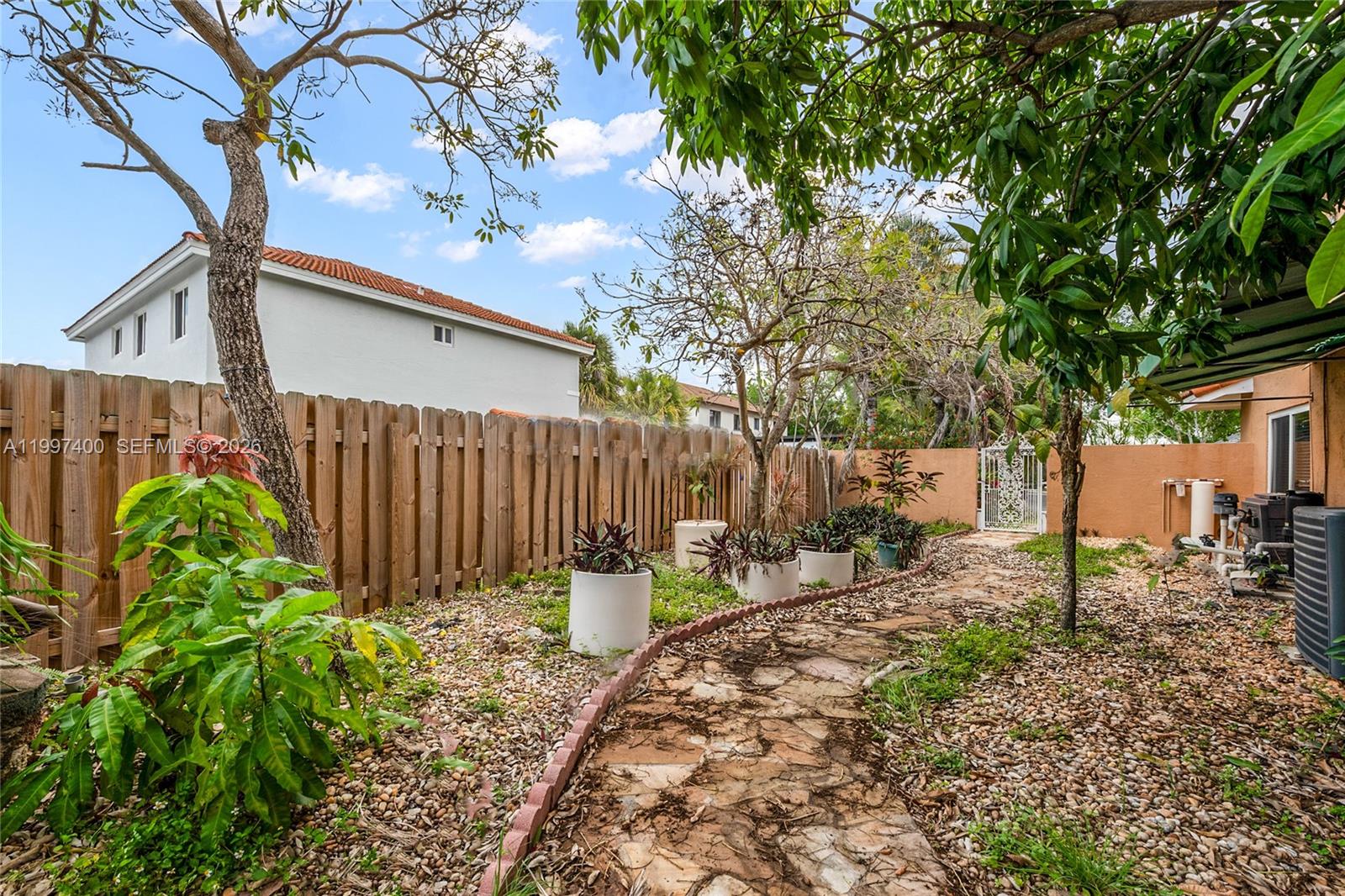 LAKES ON THE GREEN GWENDO - Residential