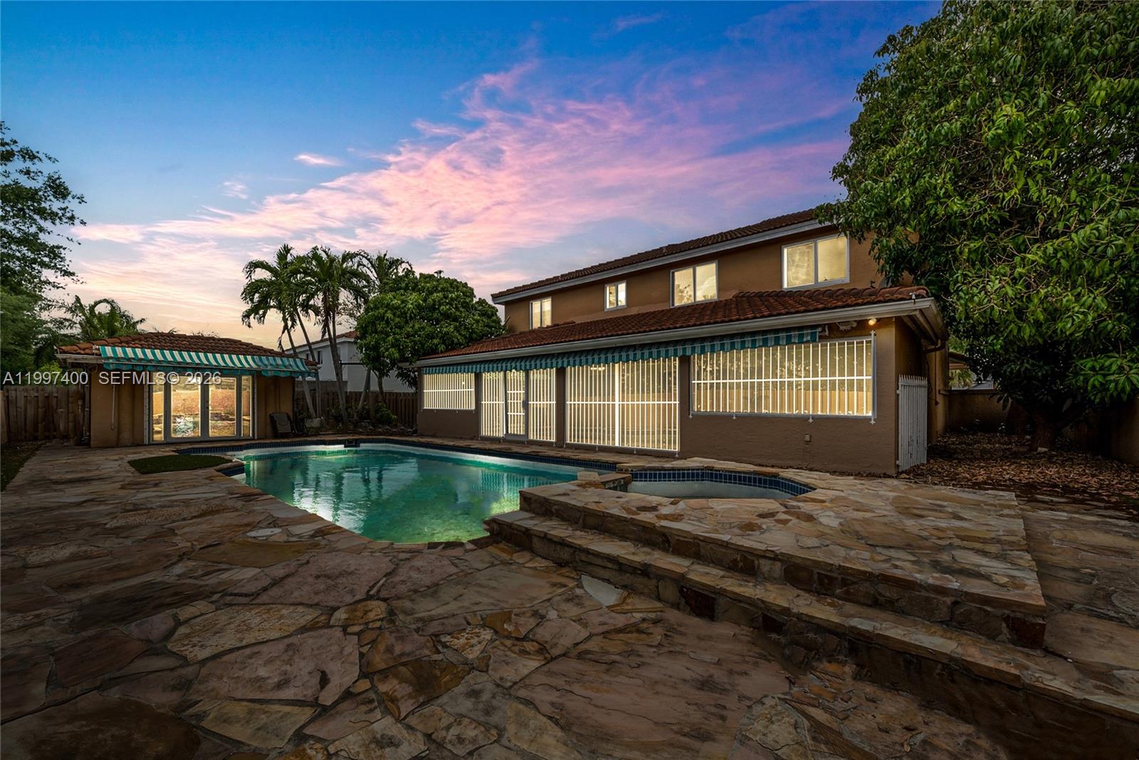 LAKES ON THE GREEN GWENDO - Residential