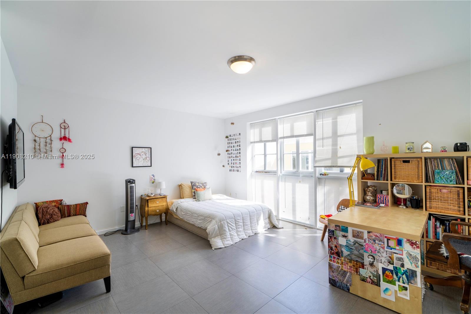 AQUA AT ALLISON ISLAND - Residential