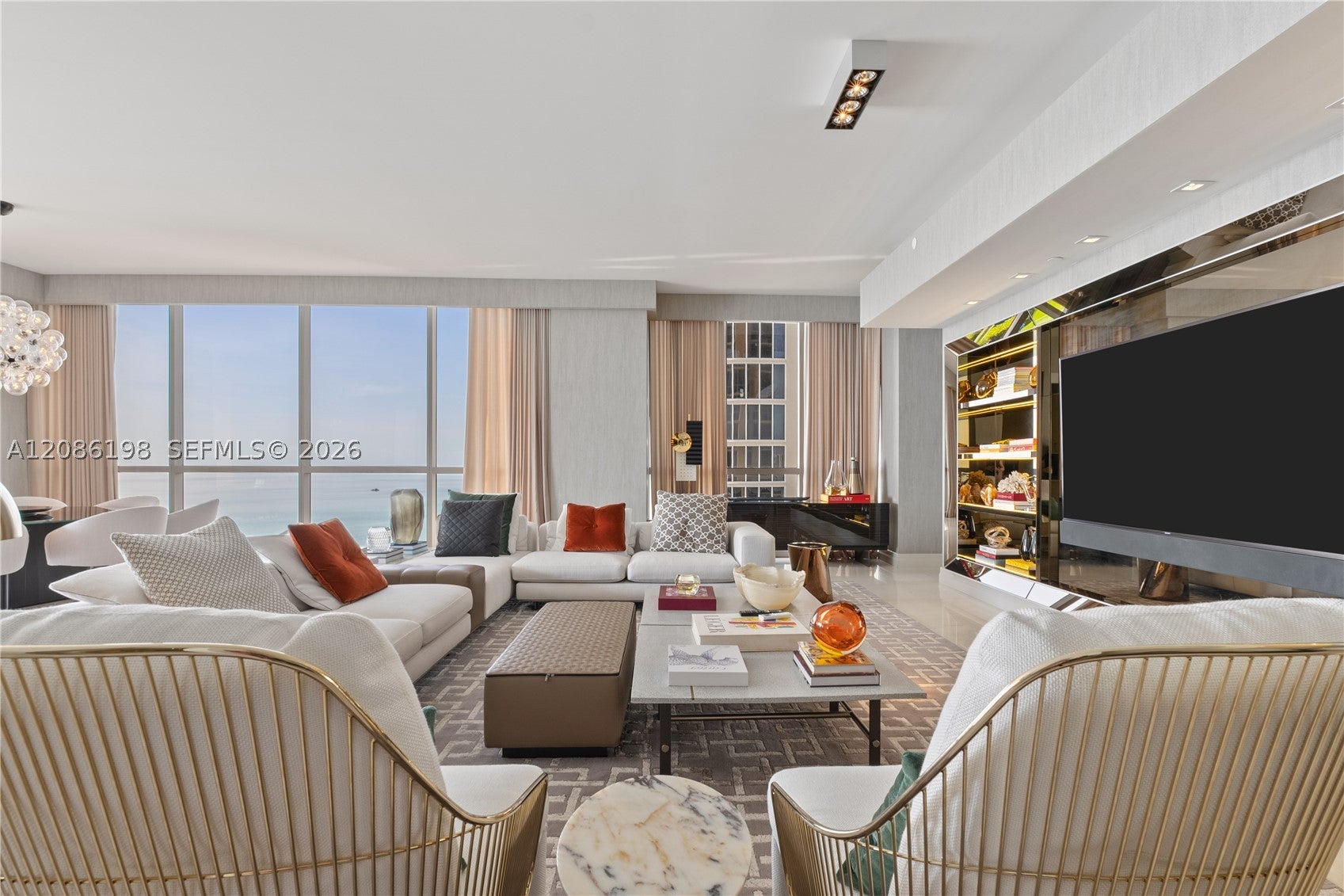 17749 Collins Ave 902