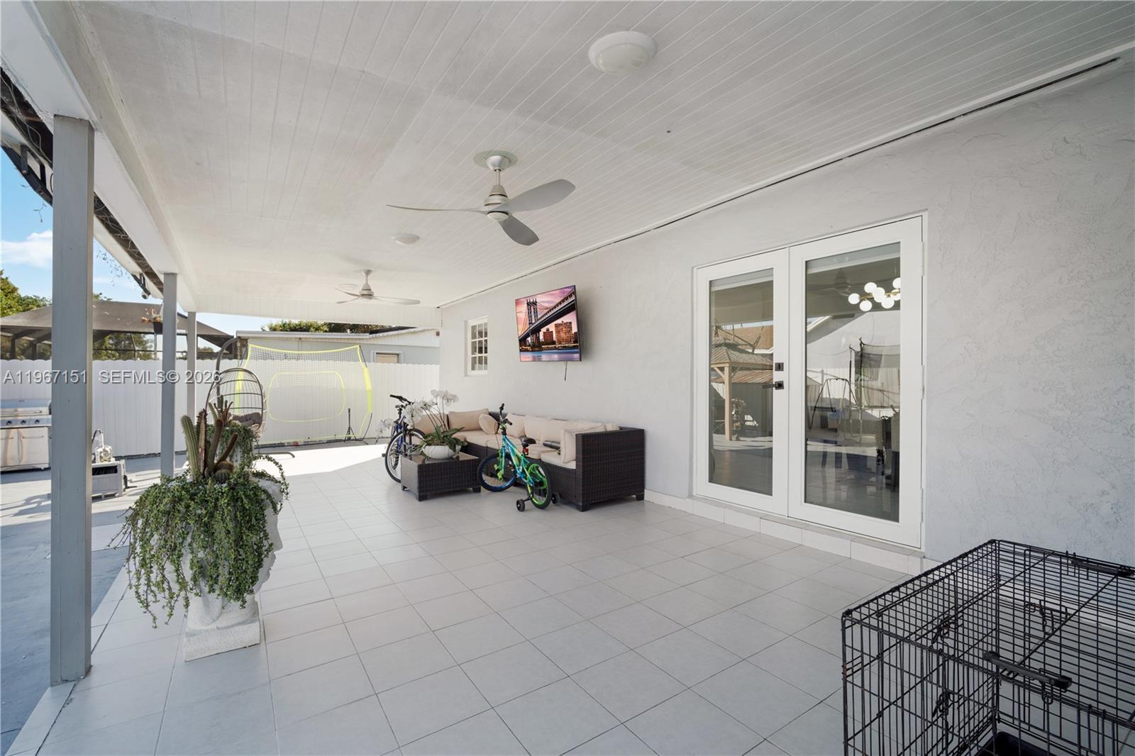 SCHOOL HOUSE SUB - Residential