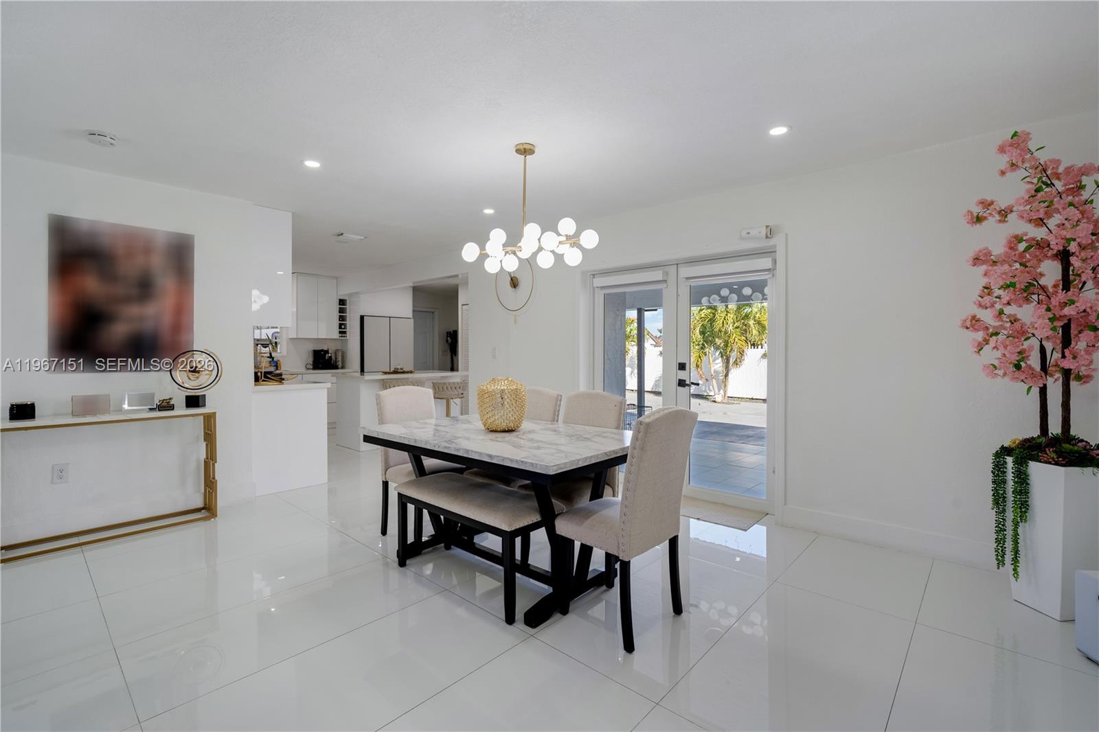 SCHOOL HOUSE SUB - Residential