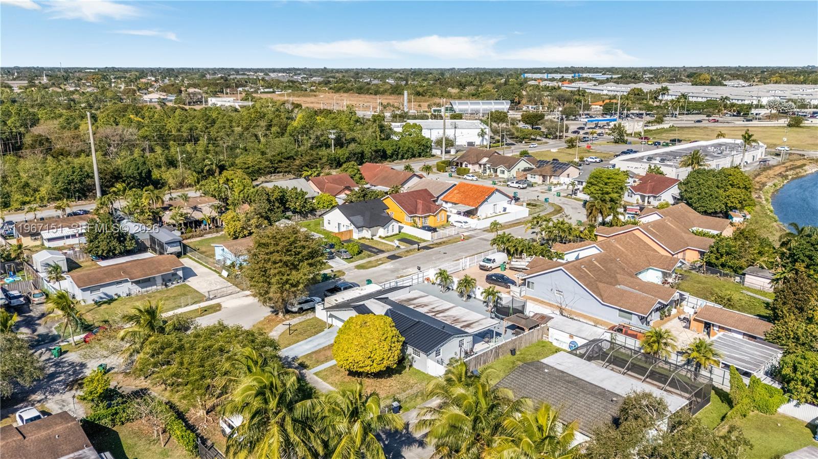 SCHOOL HOUSE SUB - Residential