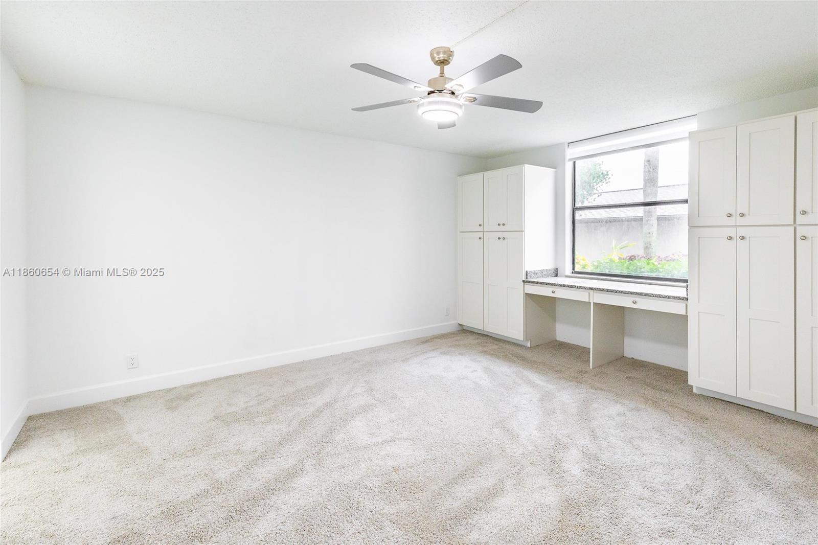 SCHOONER BAY CONDOMINIUM - Residential Lease