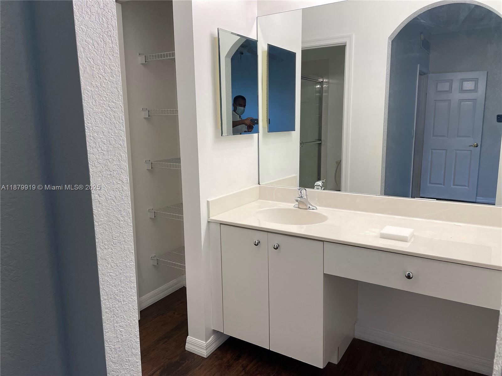 CARRIAGE HOMES AT BENTLEY - Residential Lease