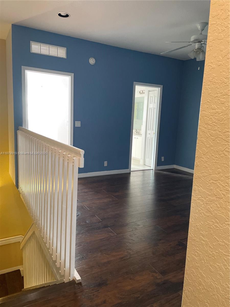 CARRIAGE HOMES AT BENTLEY - Residential Lease
