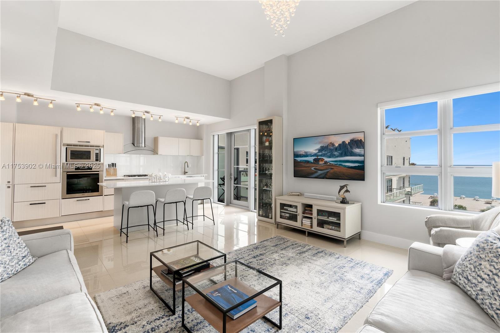 THE CARIBBEAN CONDO - Residential
