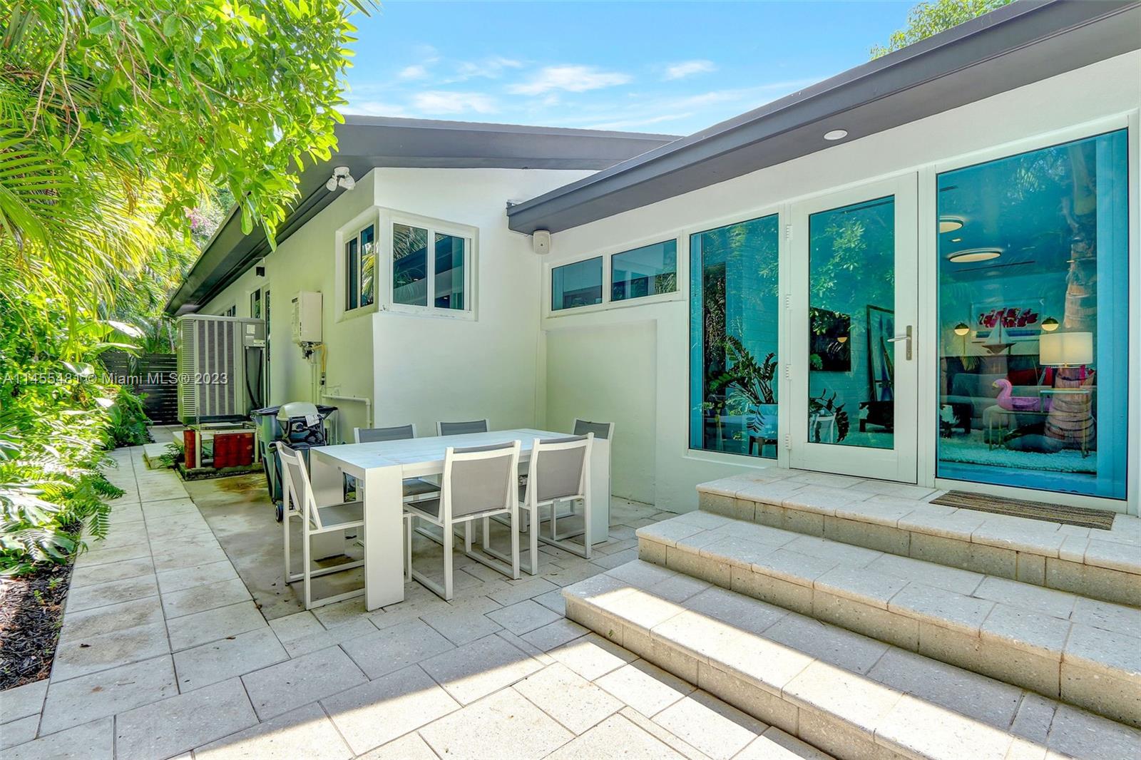 OCEAN BEACH ADDN NO 3 - Residential