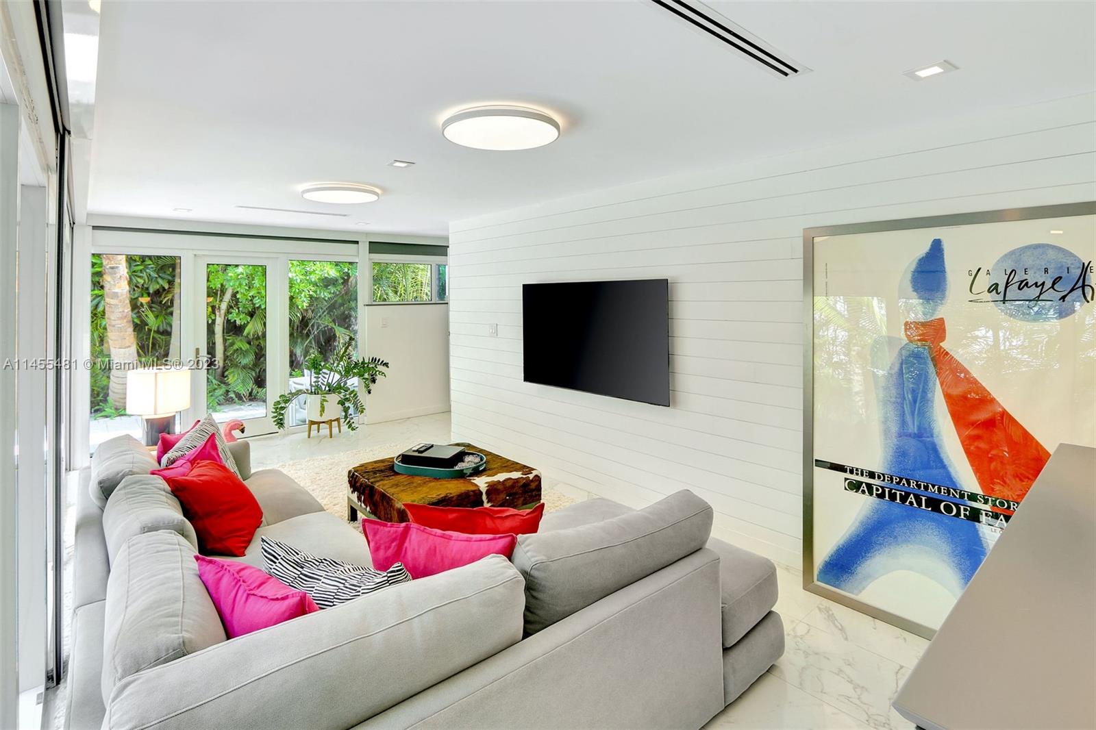 OCEAN BEACH ADDN NO 3 - Residential