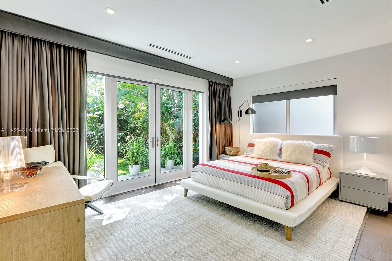 OCEAN BEACH ADDN NO 3 - Residential