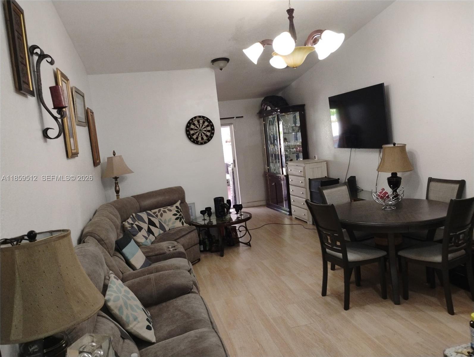 GARDENS OF HOMESTEAD - Residential